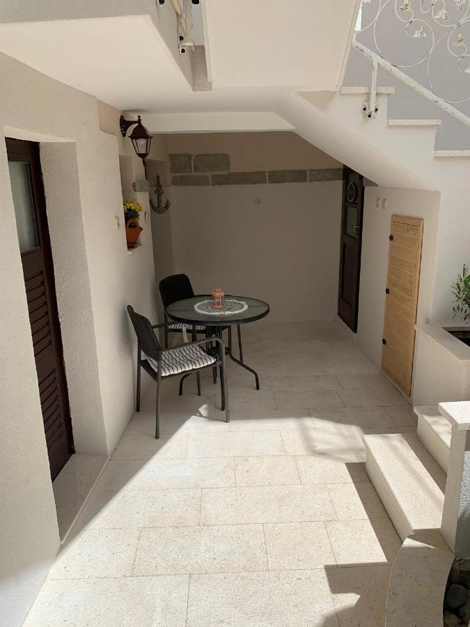 Karmelita'S Place -Studio شيبينيك المظهر الخارجي الصورة
